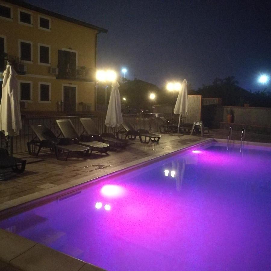 I Colori Dell'Etna Bed & Breakfast San Giovanni La Punta Bagian luar foto